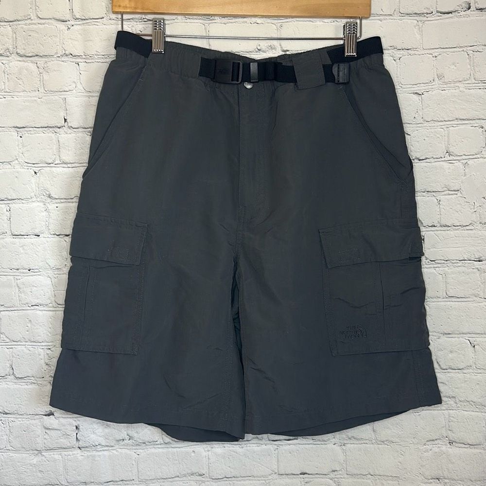 The North Face Shorts Mens M Gray Belted Cargo‎ Hiking Outdoors Nylon 9" Inseam